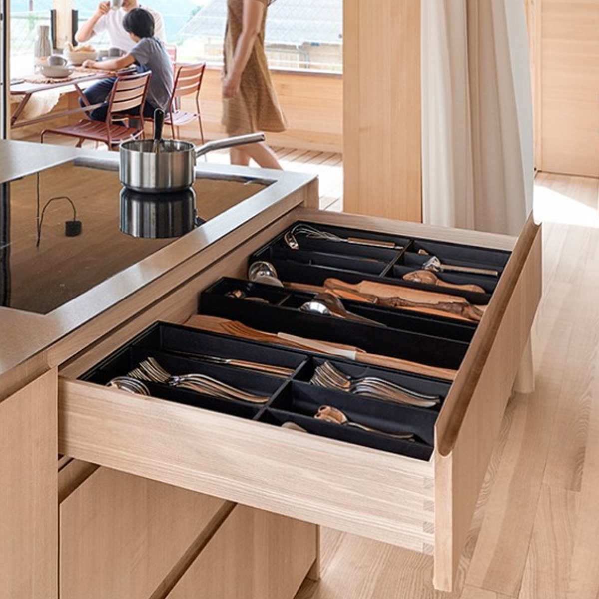 Blum 766H Movento Tip-On 70kg Push To Open (Max Drawer Sides 16mm) -Push To  Open