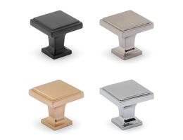 9721-001-ines-square-knob